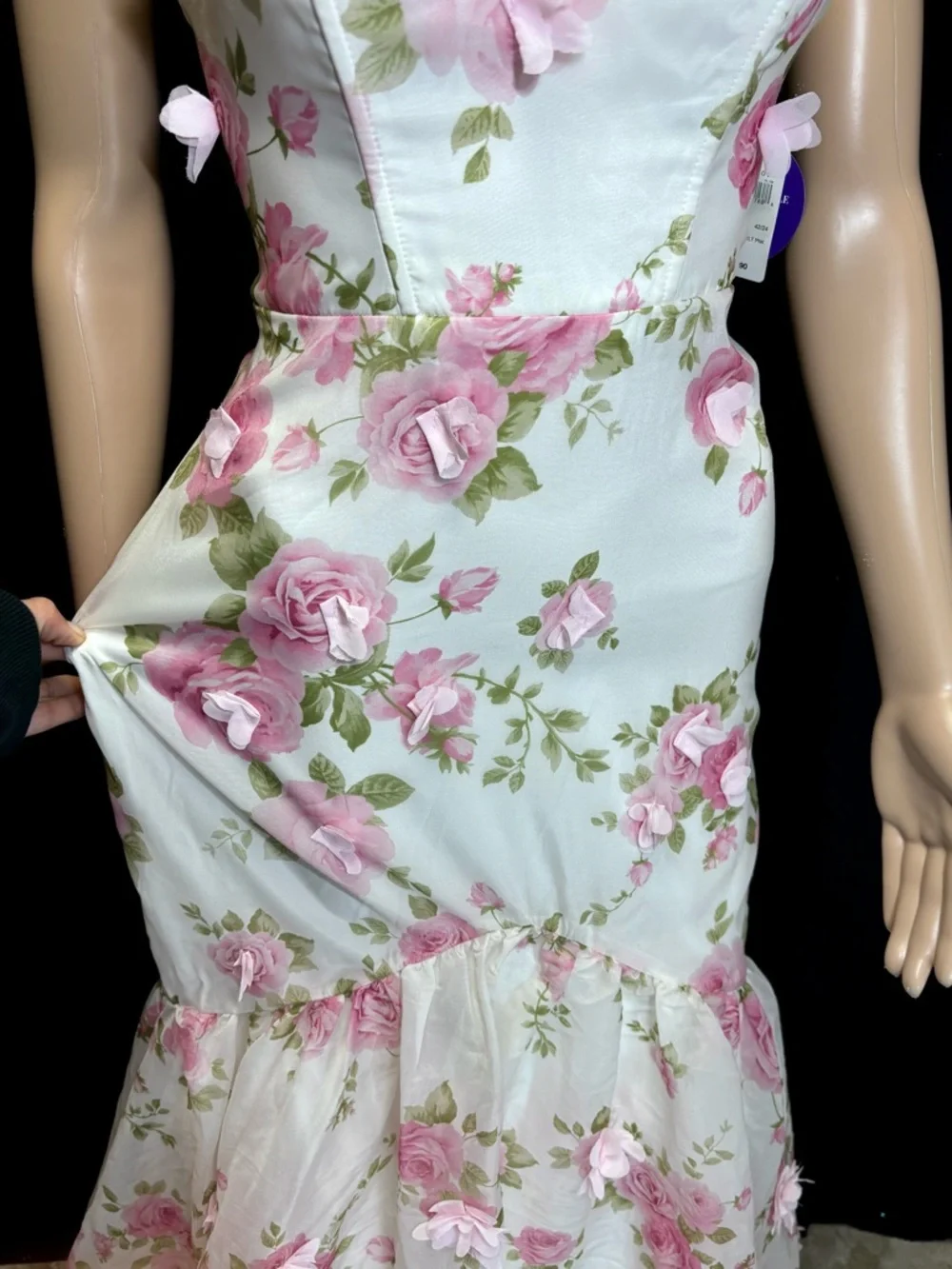 Floral Lace-Up Corset Maxi Dress 🌸 | 3D Roses / Open Back - Picture 3 of 7